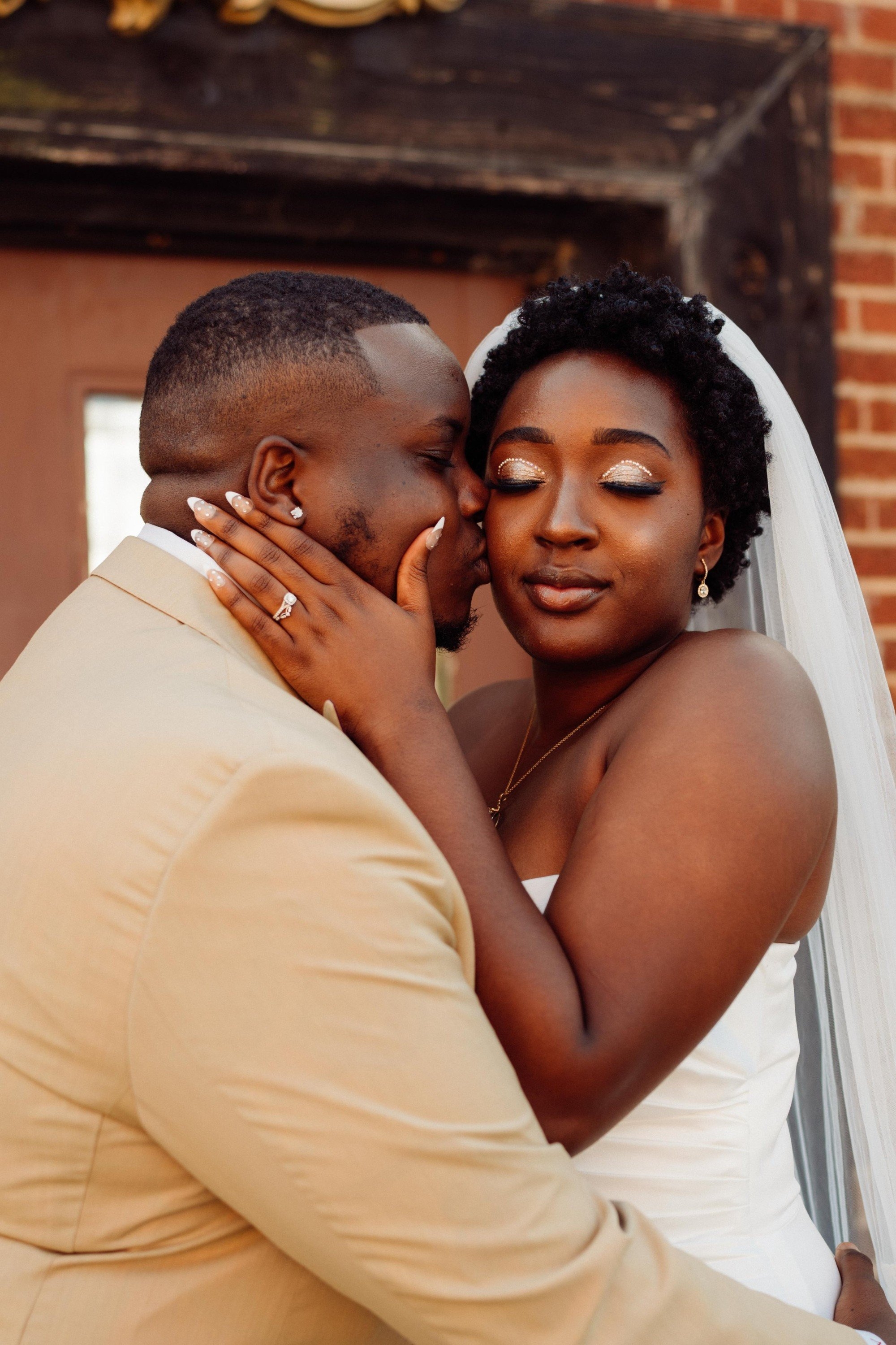 carousel-hero-element image-1