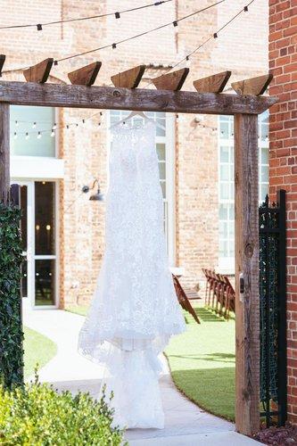 mobile - carousel-hero-element image-4