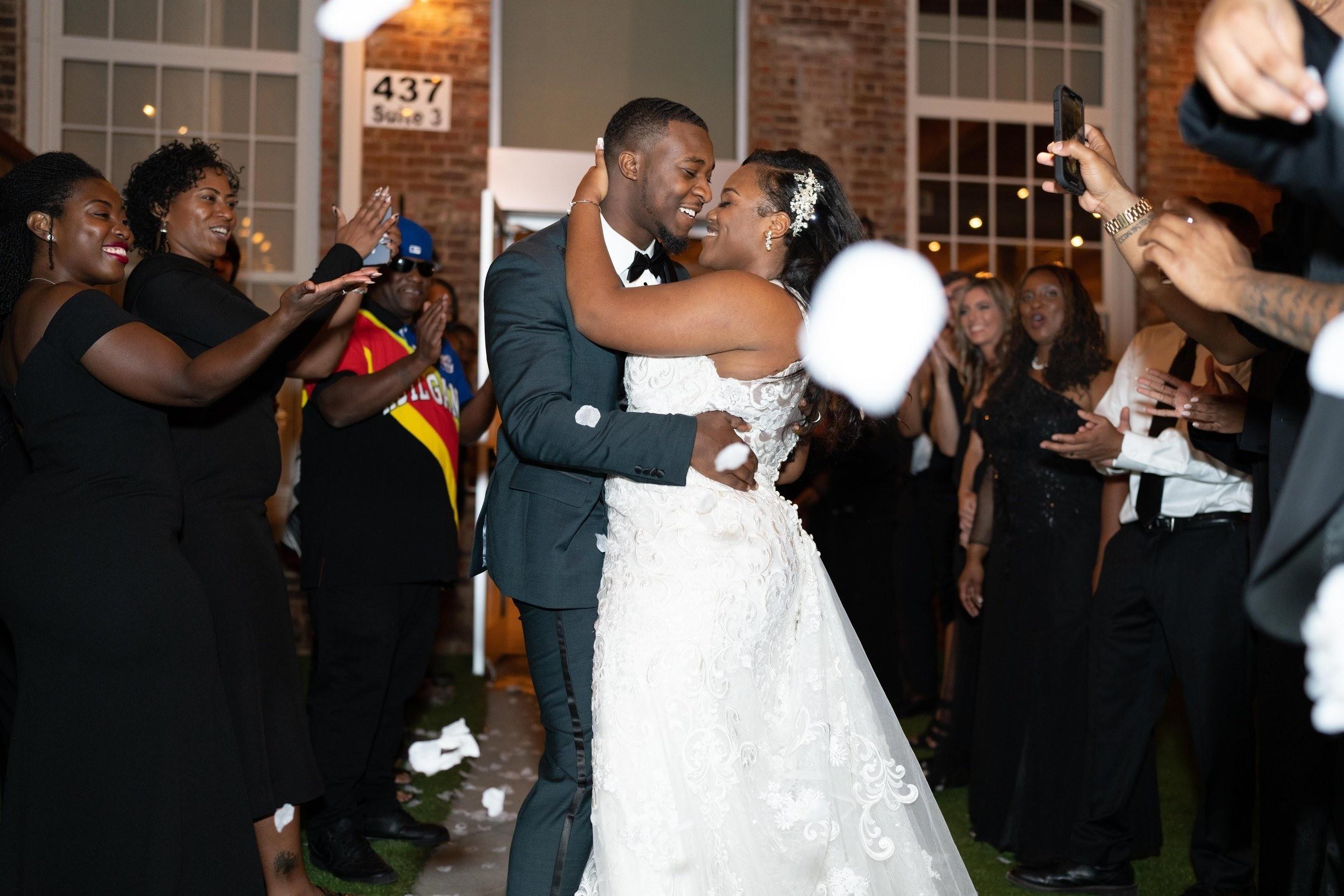 carousel-hero-element image-3